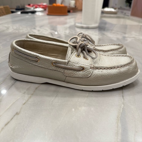 🔥Sperry - Silver Metallic Boat Shoes - 9.5 - Picture 3 of 5